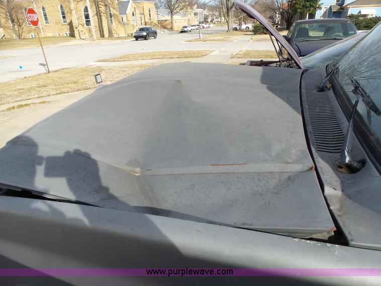 image for item BL9723 1987 GMC 1500 pickup truck