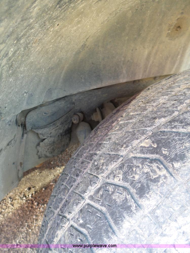 image for item BL9723 1987 GMC 1500 pickup truck