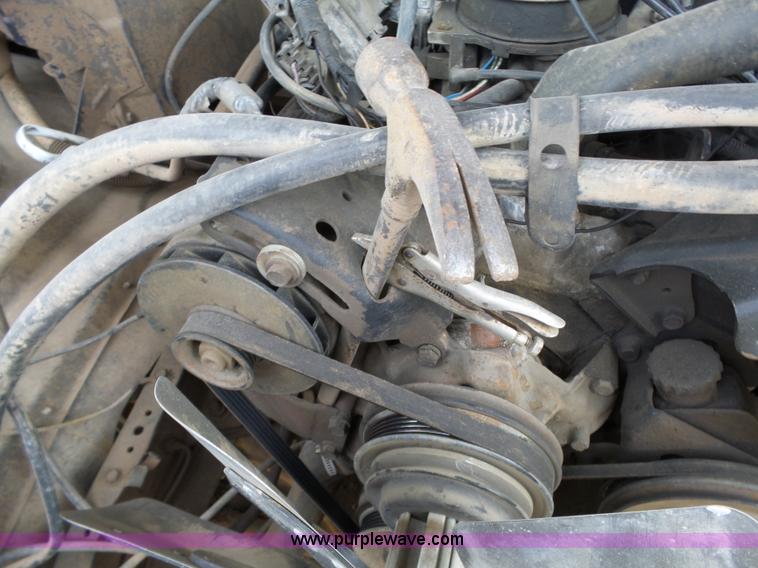 image for item BL9723 1987 GMC 1500 pickup truck