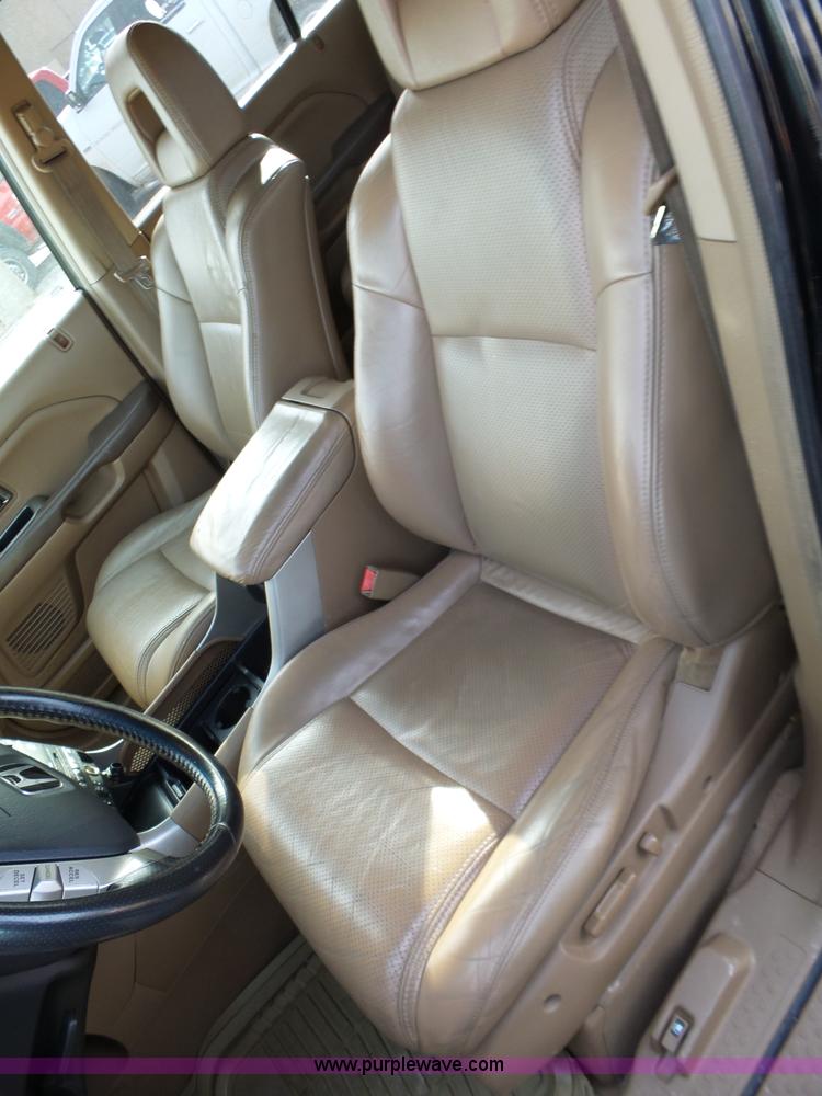 image for item BL9725 2005 Honda Pilot EX SUV