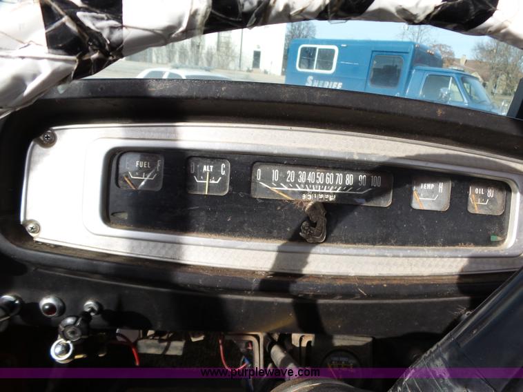 image for item BL9726 1968 Dodge D100 pickup truck