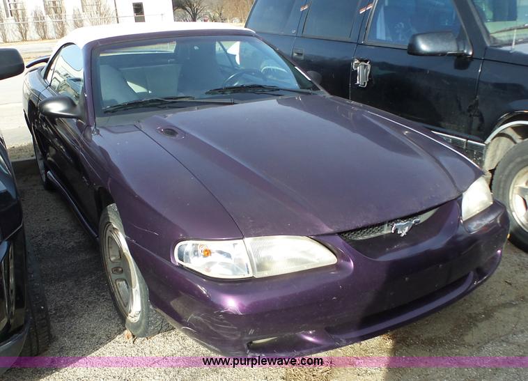 image for item BL9728 1996 Ford Mustang GT convertible