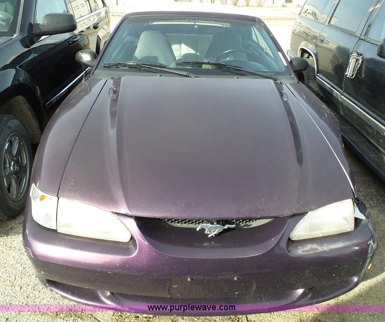 image for item BL9728 1996 Ford Mustang GT convertible