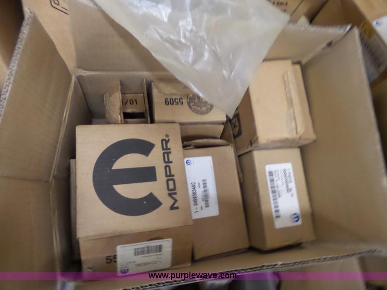 image for item BL9745 Assorted Chrysler automotive parts