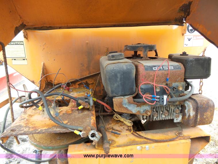 image for item BN9039 Monroe V-box spreader