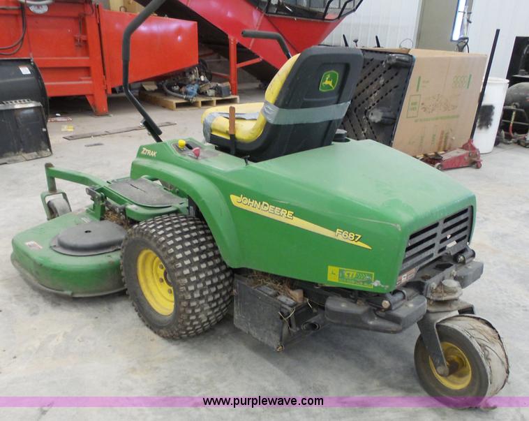 image for item BN9040 2006 John Deere F687 Z-Trak lawn mower