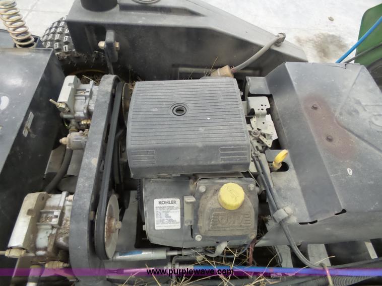 image for item BN9040 2006 John Deere F687 Z-Trak lawn mower