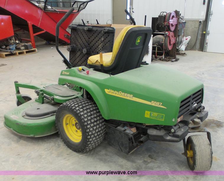 image for item BN9041 2007 John Deere F687 Z-Trak lawn mower