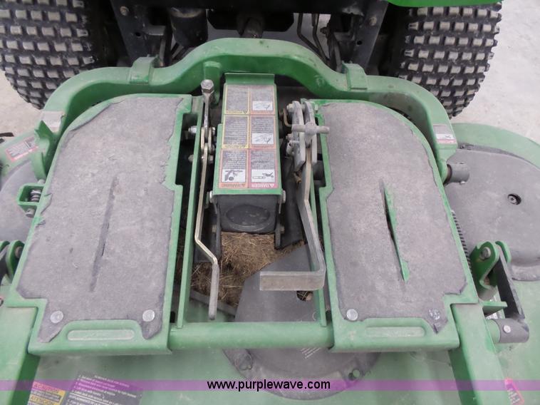 image for item BN9041 2007 John Deere F687 Z-Trak lawn mower