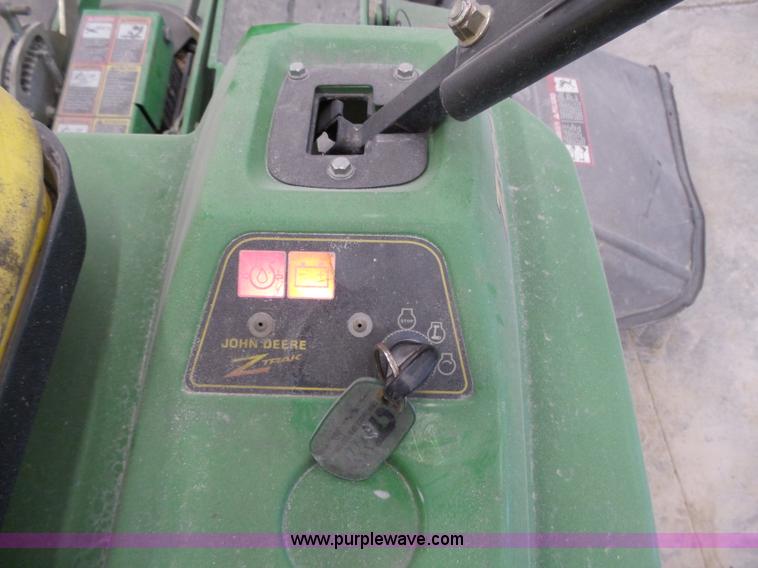 image for item BN9041 2007 John Deere F687 Z-Trak lawn mower