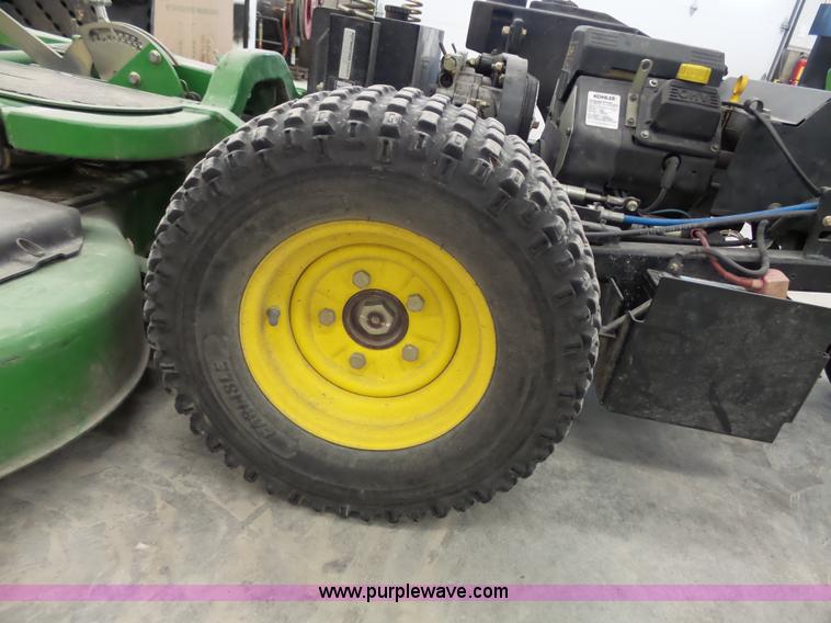 image for item BN9041 2007 John Deere F687 Z-Trak lawn mower