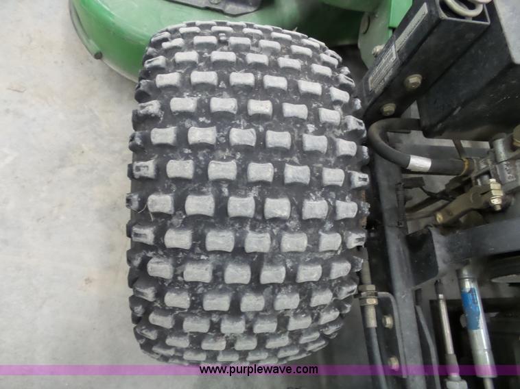 image for item BN9041 2007 John Deere F687 Z-Trak lawn mower