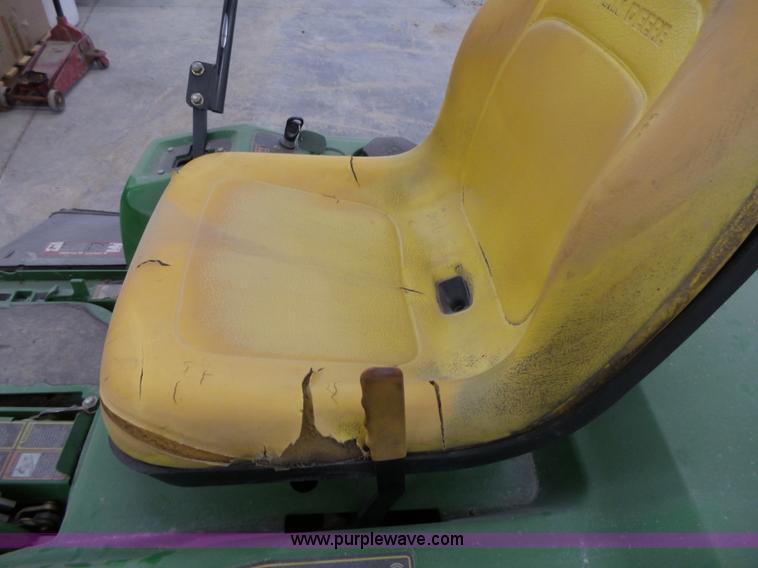 image for item BN9041 2007 John Deere F687 Z-Trak lawn mower