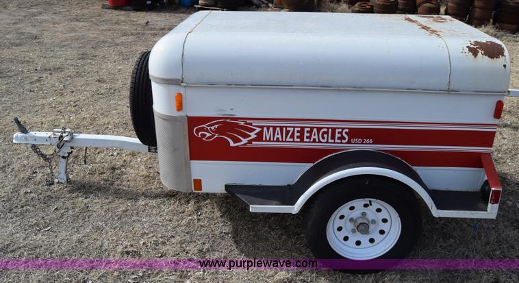 image for item BO9505 2003 Belaire enclosed cargo trailer