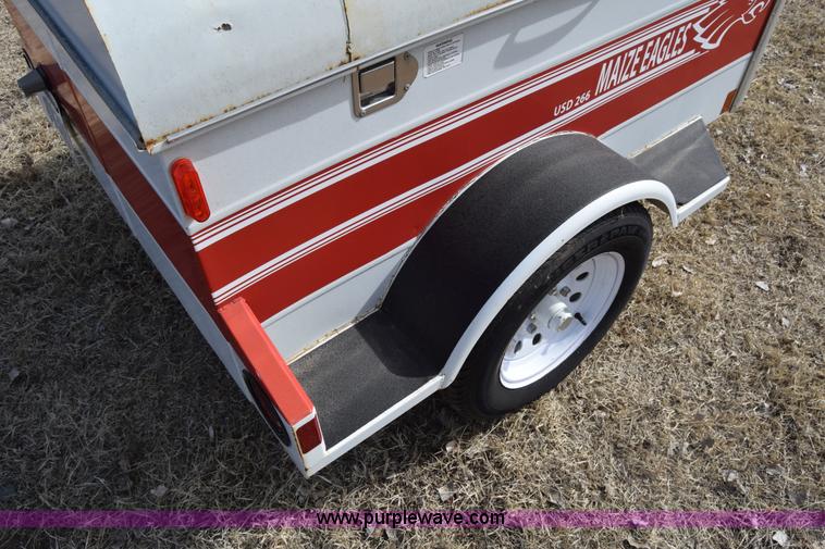 image for item BO9505 2003 Belaire enclosed cargo trailer