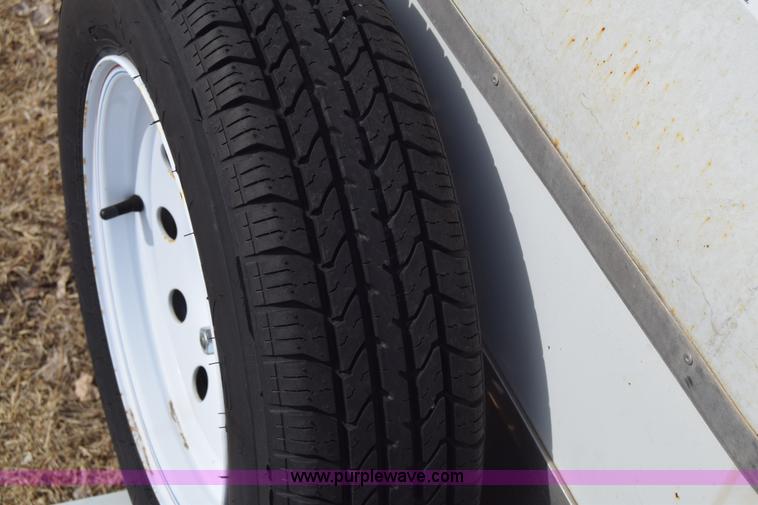 image for item BO9505 2003 Belaire enclosed cargo trailer