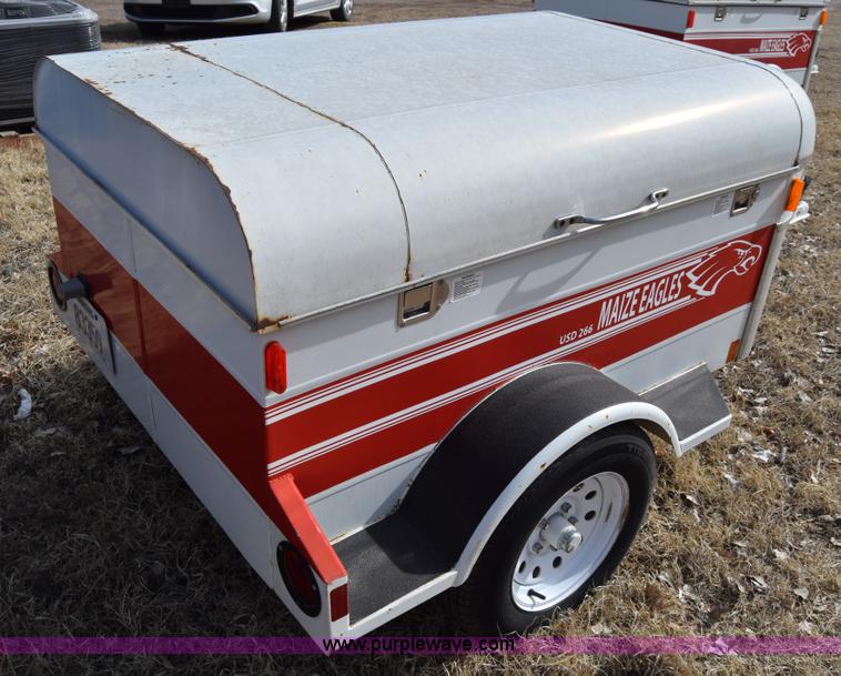 image for item BO9506 2003 Belaire enclosed cargo trailer