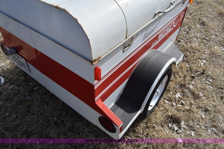 image for item BO9506 2003 Belaire enclosed cargo trailer