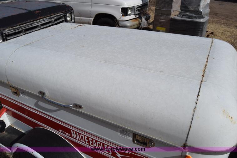 image for item BO9506 2003 Belaire enclosed cargo trailer