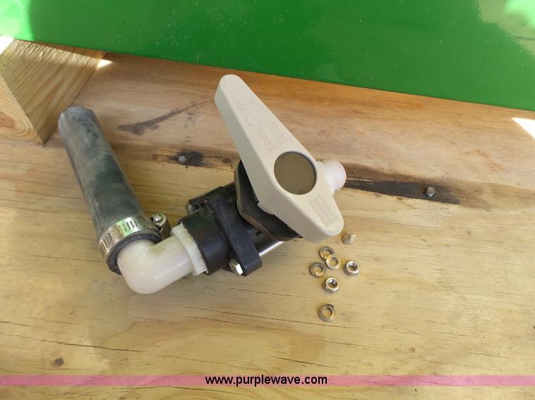 image for item BT9445 Assorted sprayer equipment
