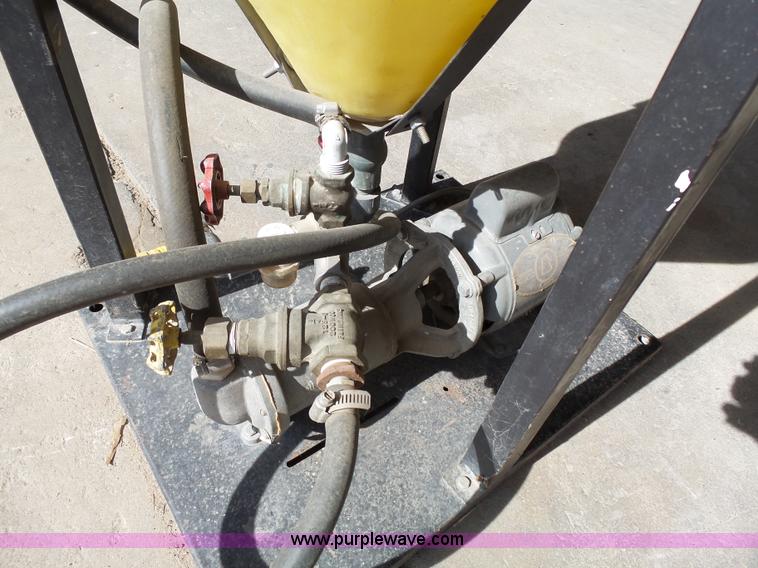 image for item BT9445 Assorted sprayer equipment