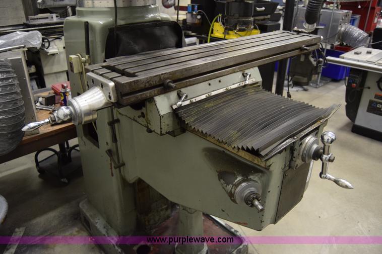 image for item BX9584 Sharp milling machine