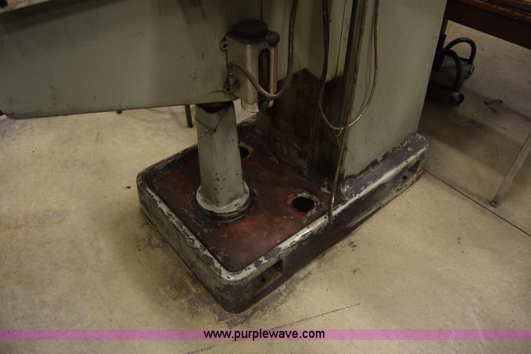 image for item BX9584 Sharp milling machine