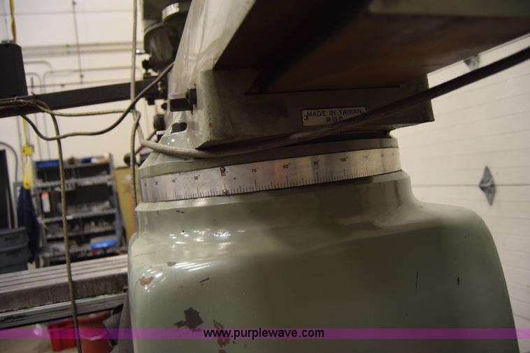 image for item BX9584 Sharp milling machine