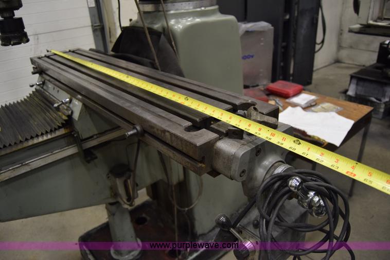 image for item BX9584 Sharp milling machine