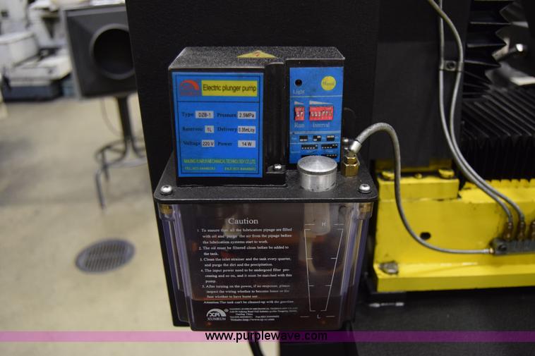 image for item BX9585 Ningbo CNC machine