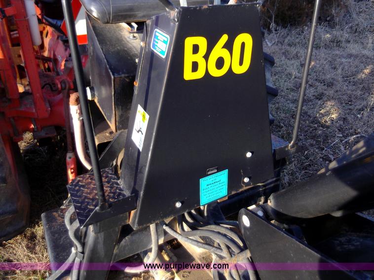 image for item F1126 1984 John Deere 401B tractor