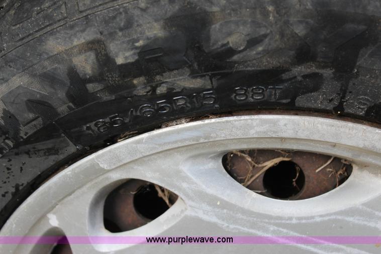 image for item J4362 1992 BMW 3-Series 318i