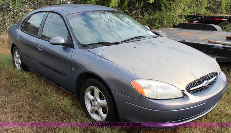 image for item J4364 2001 Ford Taurus SES