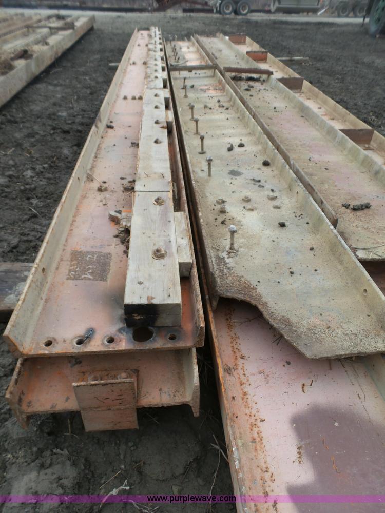 image for item J7316 (7) I-beams