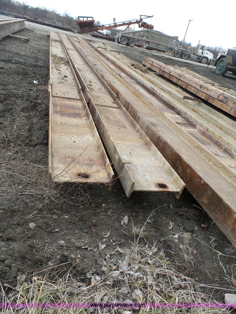 image for item J7317 (6) I-beams