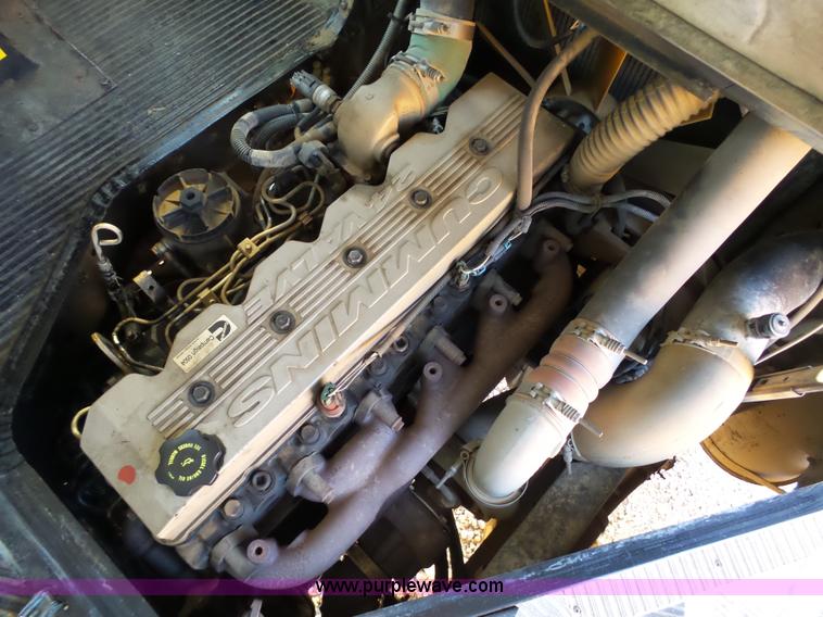 image for item J7358 1999 Blue Bird TC2000 school bus