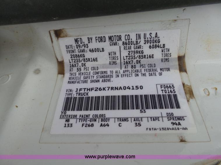 image for item J7373 1994 Ford F250 XL HD flatbed pickup truck