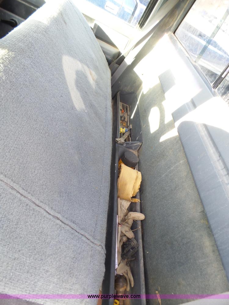 image for item J7645 1989 Chevrolet 1500 pickup truck