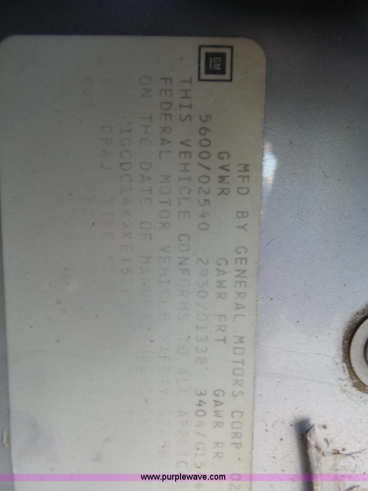 image for item J7645 1989 Chevrolet 1500 pickup truck