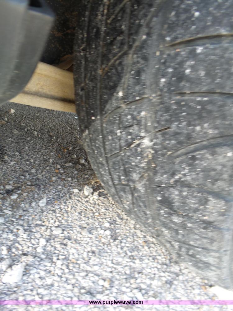 image for item J7668 2007 Ford Crown Victoria Police Interceptor