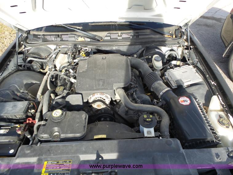 image for item J7668 2007 Ford Crown Victoria Police Interceptor