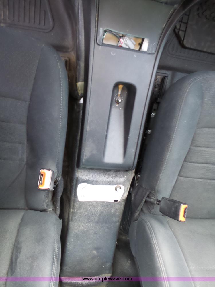 image for item J7670 2011 Dodge Charger Police