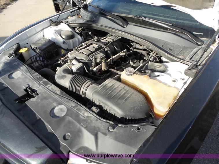 image for item J7670 2011 Dodge Charger Police