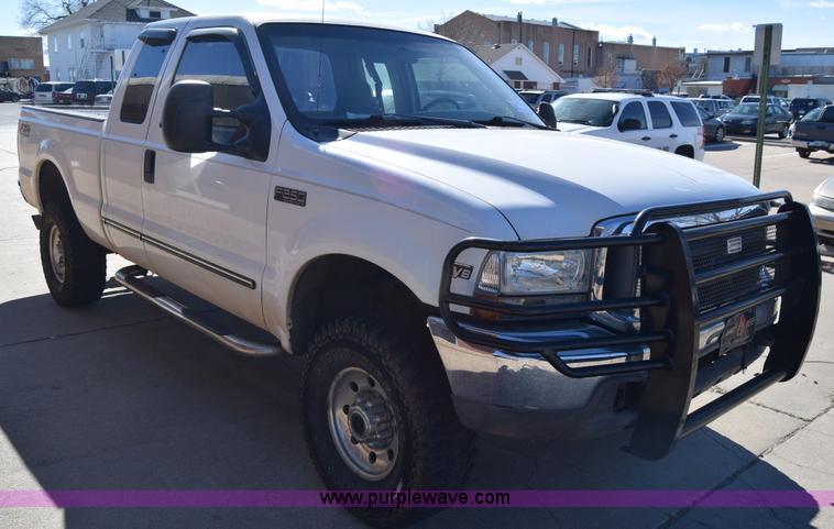 image for item K4454 1999 Ford F250 Super Duty SuperCab pickup truck