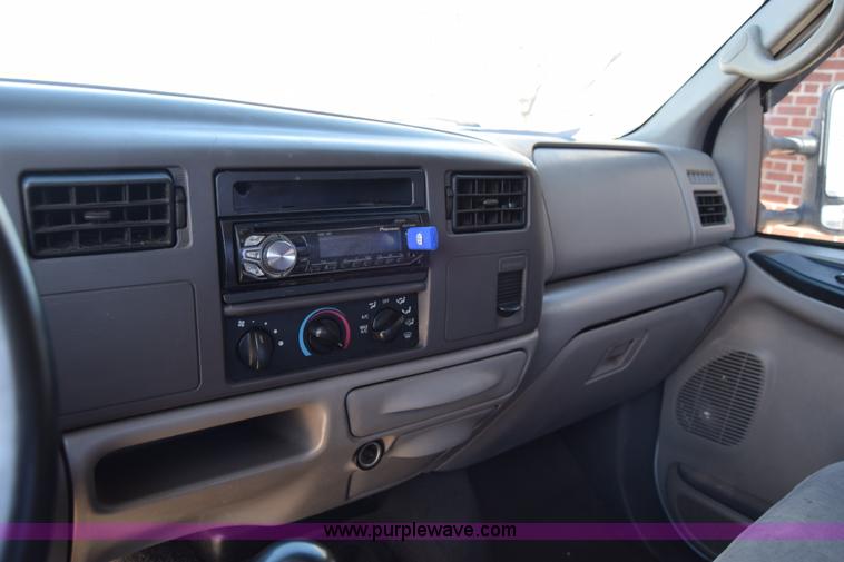 image for item K4454 1999 Ford F250 Super Duty SuperCab pickup truck