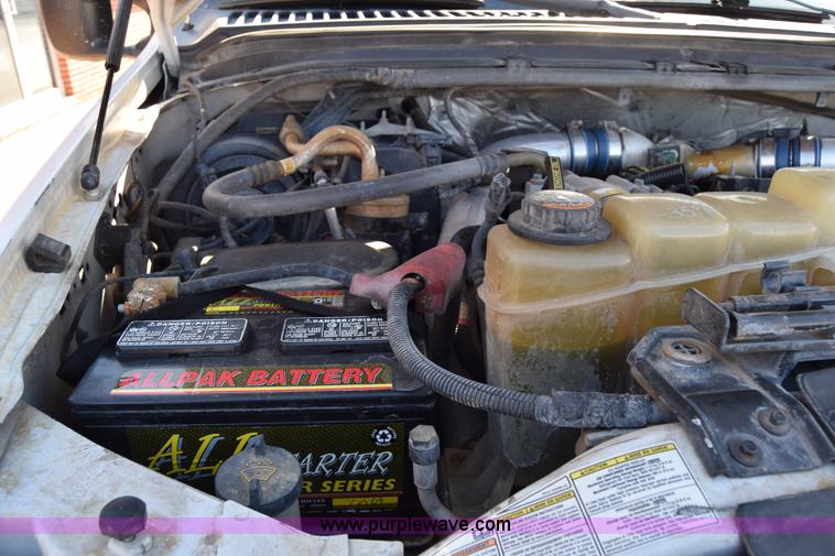 image for item K4454 1999 Ford F250 Super Duty SuperCab pickup truck