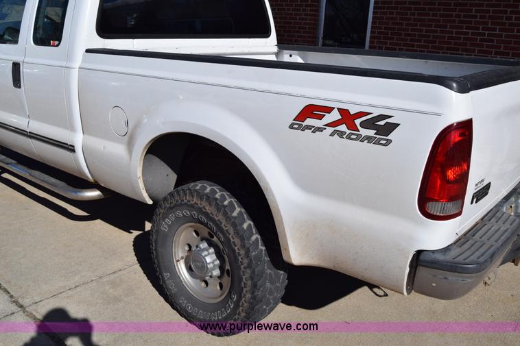 image for item K4454 1999 Ford F250 Super Duty SuperCab pickup truck