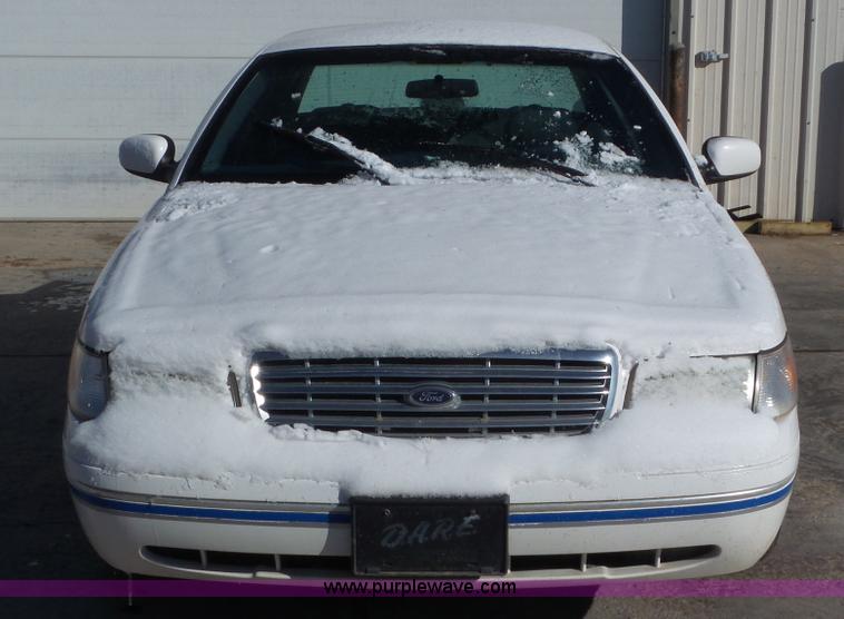 image for item K6956 2001 Ford Crown Victoria Police Interceptor