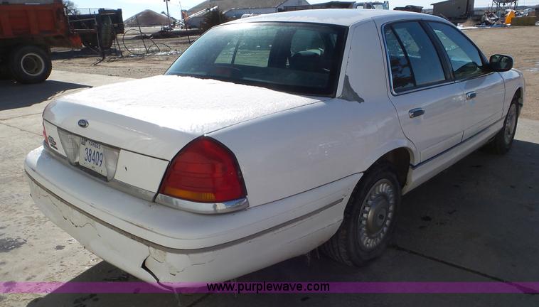 image for item K6956 2001 Ford Crown Victoria Police Interceptor