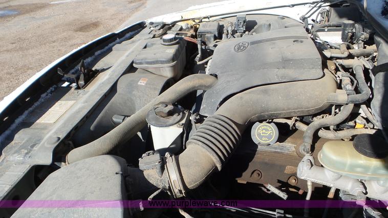 image for item K6956 2001 Ford Crown Victoria Police Interceptor